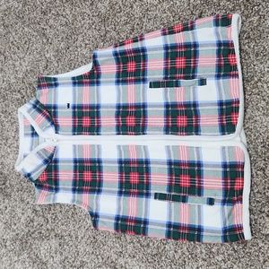 Crown & ivy red plaid vest Size 4T white green red blue zip-up vest
